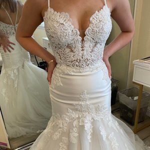 Martina Liana Mermaid Wedding Dress 906